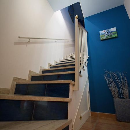 Casa Rural Blue Moon Guest House Cazalla de la Sierra Exterior foto
