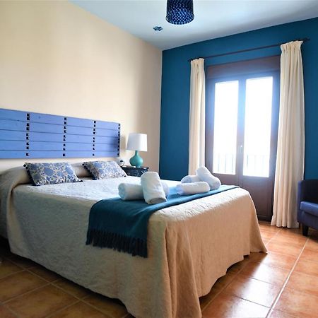 Casa Rural Blue Moon Guest House Cazalla de la Sierra Exterior foto
